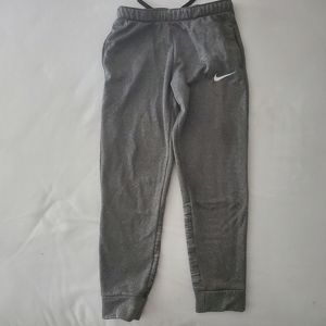 Girls Nike sweatpants